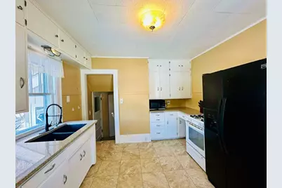 W624 Division Street, Menominee, MI 49887 - Photo 6