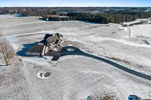 2315 Silveridge Dr, Manitowoc, WI 54220 - Photo 62