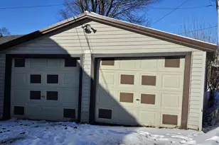 213 W Wescott Ave, Shawano, WI 54166 - Photo 16