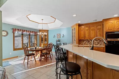 2817 Brook Hills Drive, Green Bay, WI 54313 - Photo 22