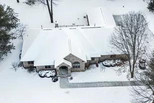 2817 Brook Hills Dr, Green Bay, WI 54313 - Photo 80