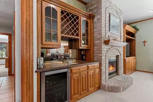 2817 Brook Hills Dr, Green Bay, WI 54313 - Photo 14