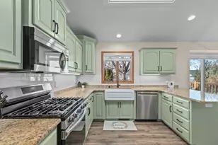 W5609 Jochmann Dr, Appleton, WI 54915 - Photo 14