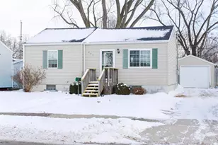 285 Weis Ave, Fond du Lac, WI 54935 - Photo 2