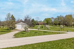 W2610 Sievert Rd, Seymour, WI 54165 - Photo 6