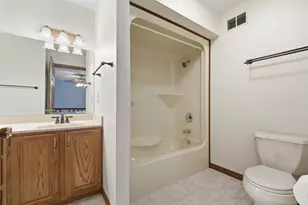 909 Country Club Ln, Fond du Lac, WI 54935 - Photo 40