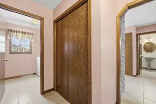 909 Country Club Ln, Fond du Lac, WI 54935 - Photo 32