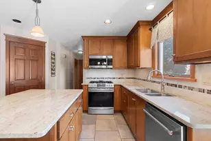 2775 Independence Dr, Green Bay, WI 54304 - Photo 20