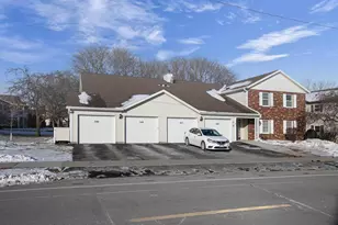 546 W Smith Ave, Oshkosh, WI 54901 - Photo 2