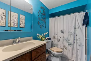 1674 Thornton Dr, Oshkosh, WI 54904 - Photo 16