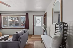 1674 Thornton Dr, Oshkosh, WI 54904 - Photo 8