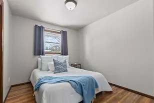 1674 Thornton Dr, Oshkosh, WI 54904 - Photo 10