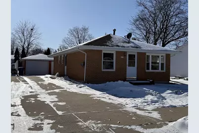 1519 Adams Avenue, Oshkosh, WI 54902 - Photo 1