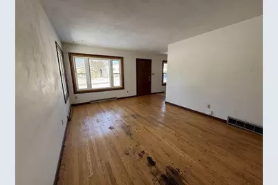 1519 Adams Avenue, Oshkosh, WI 54902 - Photo 4