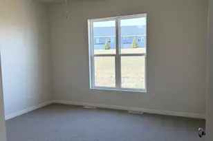 1439 Divinity Dr, De Pere, WI 54115 - Photo 12