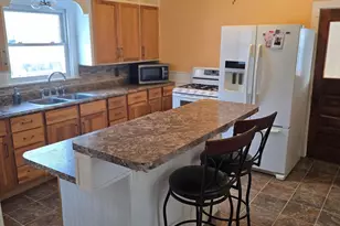 410 2nd St, Menominee, MI 49858 - Photo 4