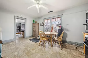 717 W South Park Ave, Oshkosh, WI 54904 - Photo 18