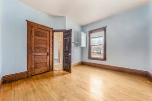 717 W South Park Ave, Oshkosh, WI 54904 - Photo 4