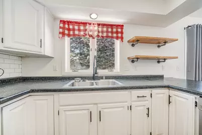 1951 Amy Jo Drive, Oshkosh, WI 54904 - Photo 4