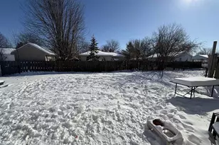 3608 S Berryfield Ln, Appleton, WI 54915 - Photo 22