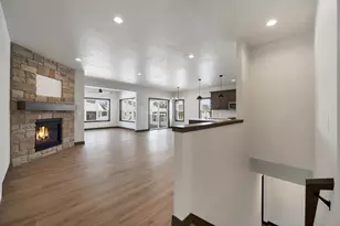 2362 Whispering Wind Ln, Green Bay, WI 54303 - Photo 8
