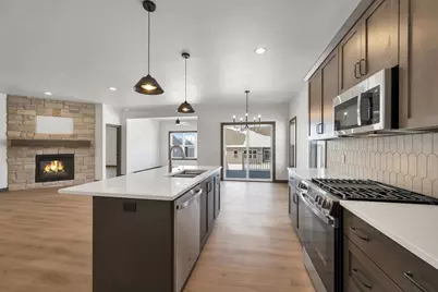 2362 Whispering Wind Lane, Green Bay, WI 54303 - Photo 18