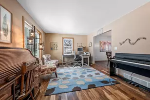 201 Swiss Meadow Ln, Green Bay, WI 54302 - Photo 6