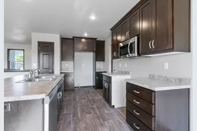 921 Constellation Way, Marinette, WI 54143 - Photo 14