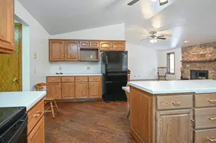 692 Bucks Ln, Little Suamico, WI 54171 - Photo 18