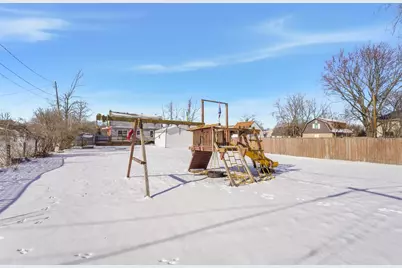 21 N Bell Street, Fond du Lac, WI 54935 - Photo 34