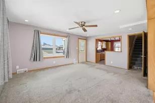 21 N Bell St, Fond du Lac, WI 54935 - Photo 6