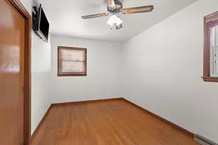 1619 Orchard Dr, Manitowoc, WI 54220 - Photo 18