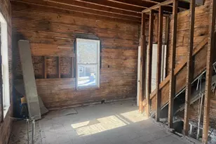 310 Granite St, Waupaca, WI 54981 - Photo 4