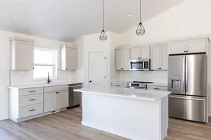 N3621 Gavin Dr, Freedom, WI 54913 - Photo 2