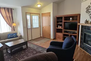 1753 W 5th Ave, Oshkosh, WI 54902 - Photo 2