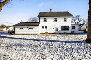 327 Sarah St, Kaukauna, WI 54130 - Photo 32