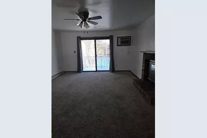 1755 Maricopa Drive #C, Oshkosh, WI 54904 - Photo 6