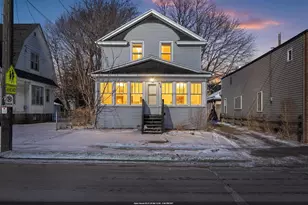 716 Merritt Ave, Oshkosh, WI 54901 - Photo 1