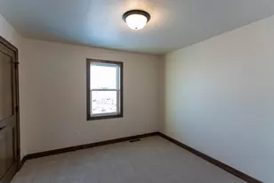 1241 W Thorn Crk Dr, Hilbert, WI 54129 - Photo 22