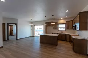 1241 W Thorn Crk Dr, Hilbert, WI 54129 - Photo 10