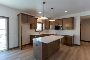 1241 W Thorn Crk Dr, Hilbert, WI 54129 - Photo 6