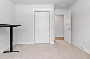 224 S Jackson St, Green Bay, WI 54301 - Photo 28