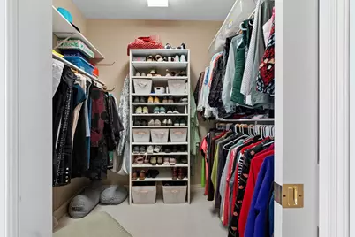 2355 Lost Dauphin Road, De Pere, WI 54115 - Photo 18