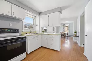 1104 Stead Dr, Menasha, WI 54952 - Photo 10