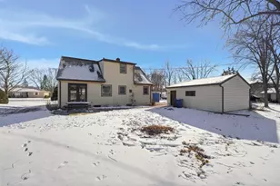1104 Stead Dr, Menasha, WI 54952 - Photo 24