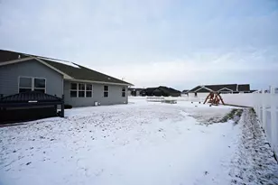 389 Willie Mays Cir, De Pere, WI 54115 - Photo 30