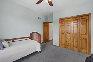 8464 County Rd S, Pulaski, WI 54162 - Photo 14