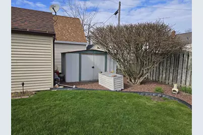 1421 S 21st Street, Manitowoc, WI 54220 - Photo 30