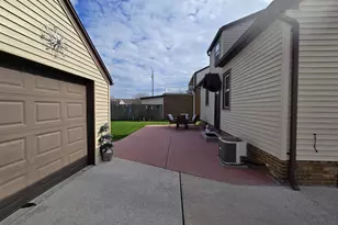 1421 21st St, Manitowoc, WI 54220 - Photo 28
