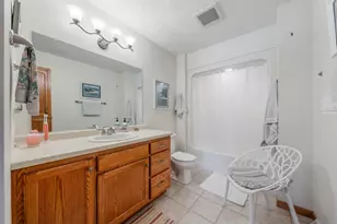 1579 Pond View Dr, Neenah, WI 54956 - Photo 20